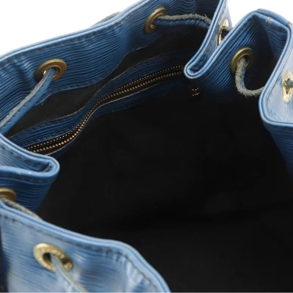 Louis Vuitton Petit Noé Bucket Bag in Toledo Blue Epi Leather - GUC